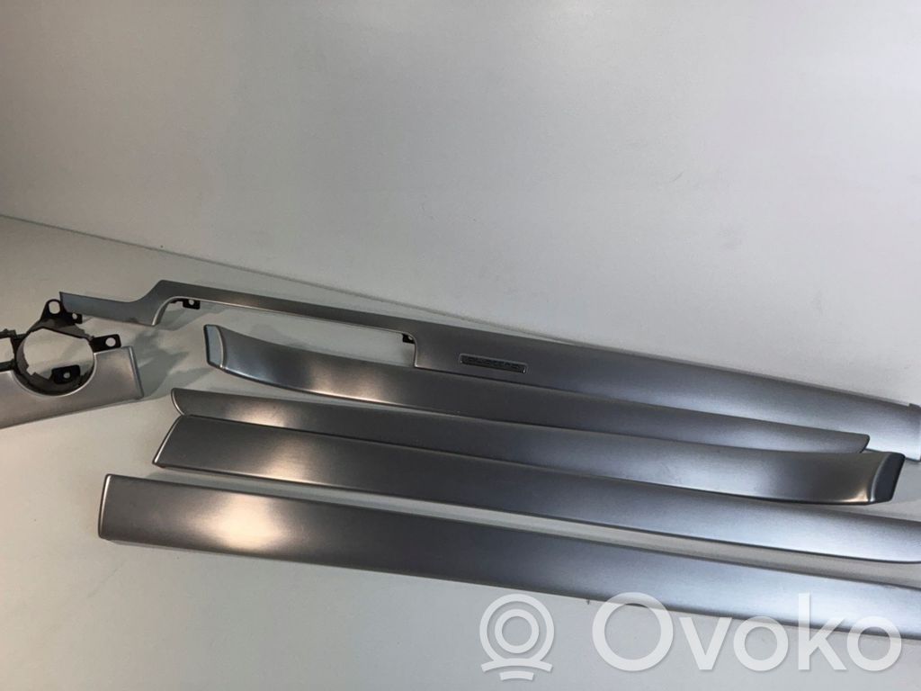 Audi A4 S4 B7 8E 8H Galinis suportas 