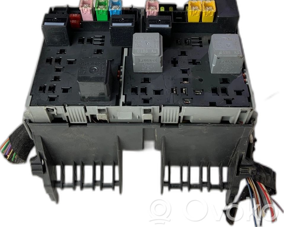 Fuse box set   6C1T14A067CB