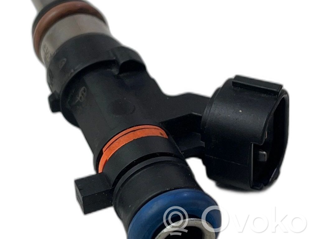 Renault Captur Fuel injector 