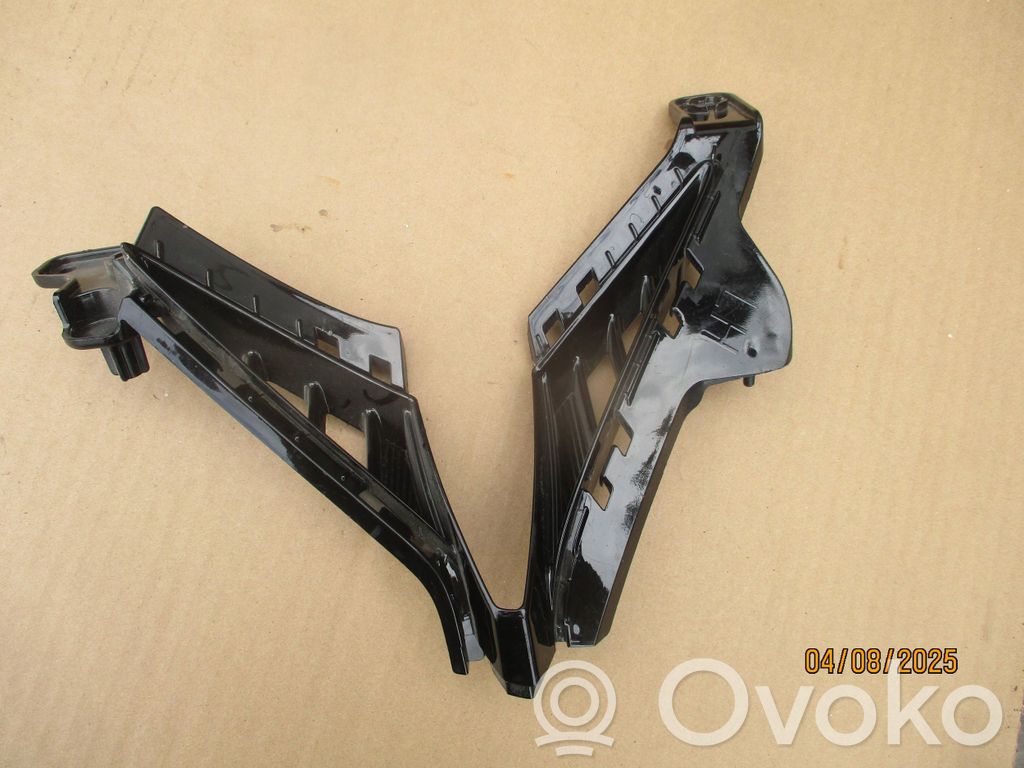 KIA Xceed Front bumper upper radiator grill 