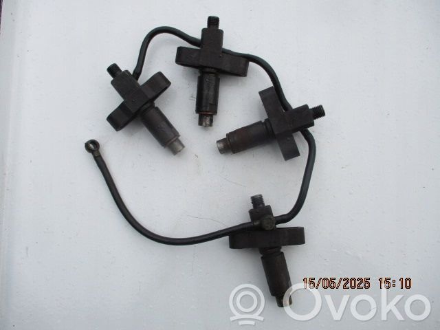 Renault Megane II Fuel injector 