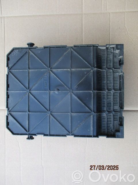 Peugeot 207 Comfort/convenience module 