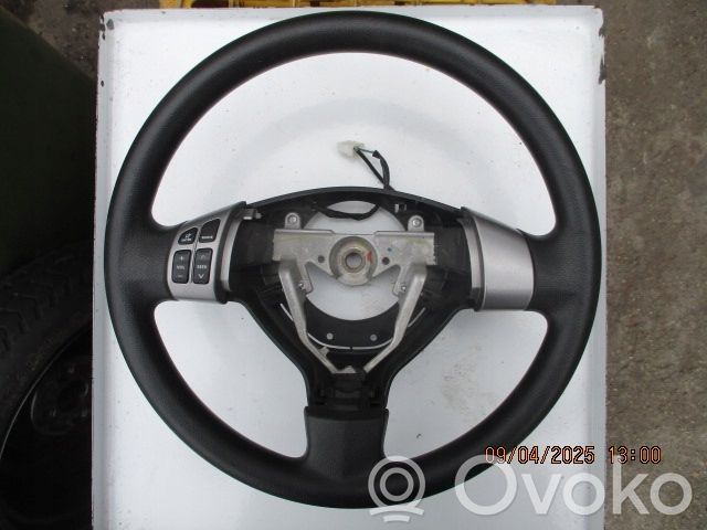 Suzuki Swift I Stūre 