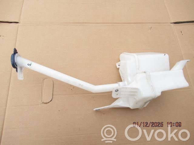 Toyota C-HR I Windshield washer fluid reservoir/tank 