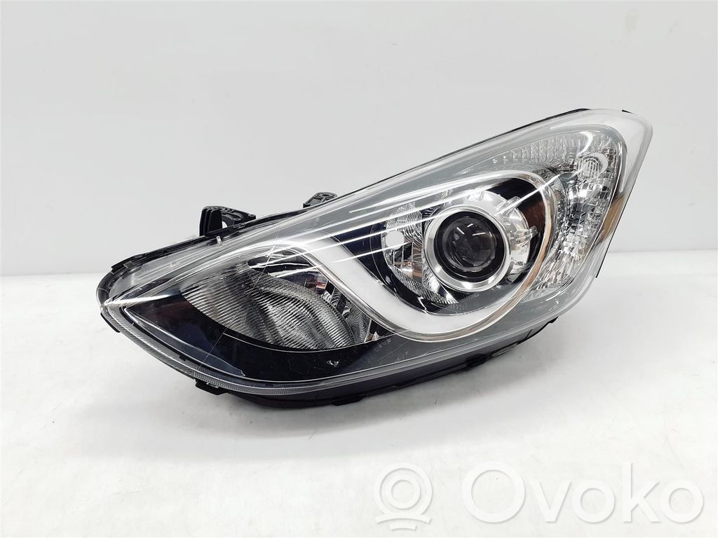Hyundai i30 Scheinwerfer 