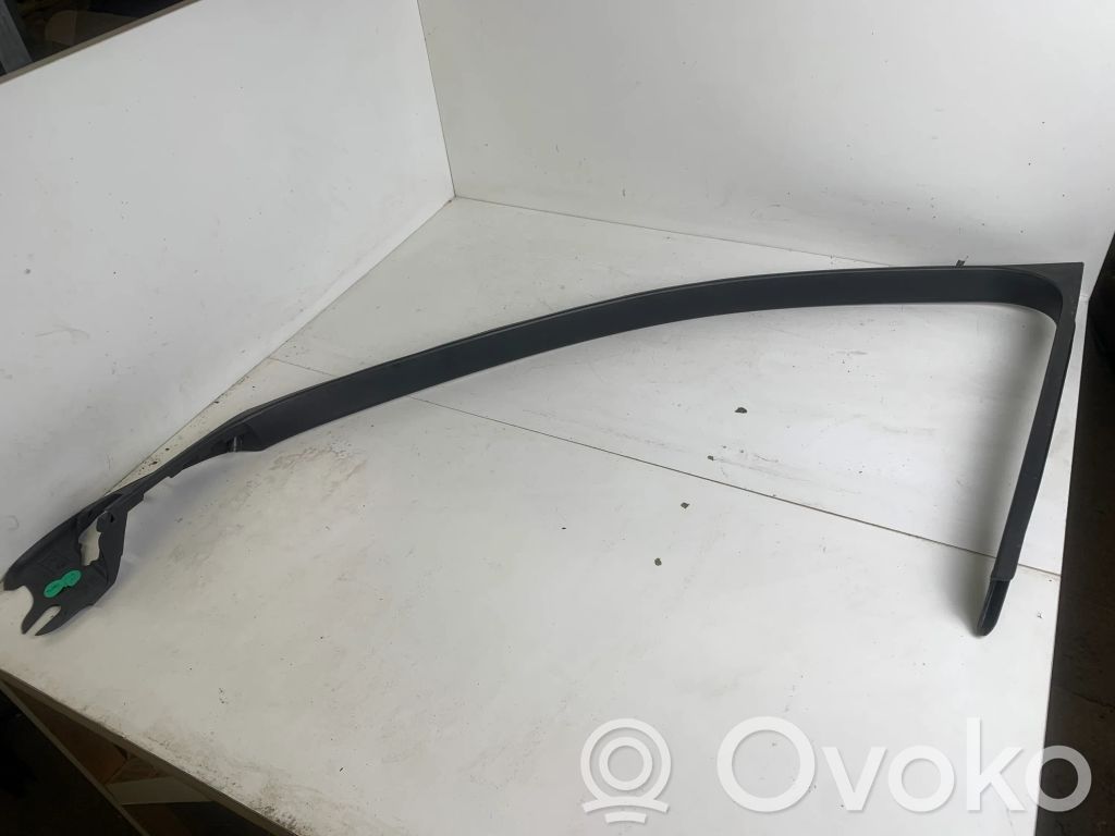 Saab 9-5 Listwa / Uszczelka szyby drzwi przednich 