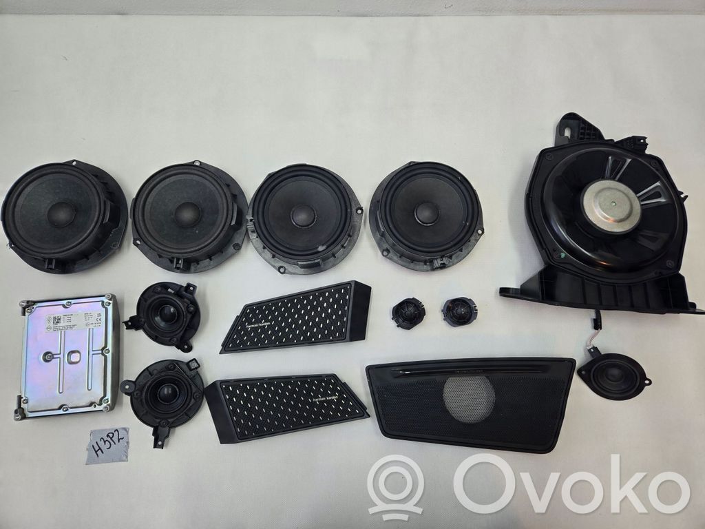 Renault Megane E-Tech Sound amplifier 