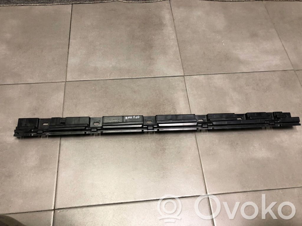 BMW 5 F10 F11 Slieksnis 