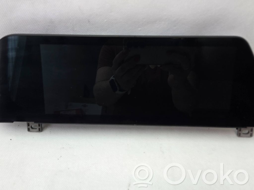 Monitor / wyświetlacz / ekran   9441887,001035071,0012561110
