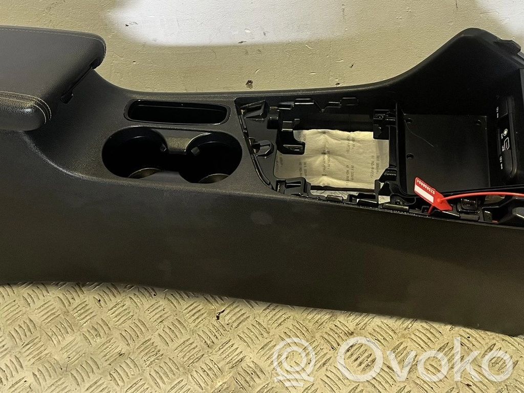KIA Niro Otros elementos de la consola central (túnel) 