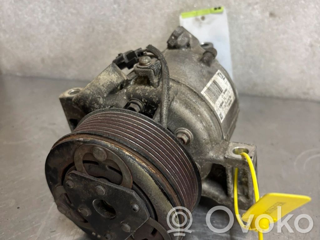 Renault Twingo III Klimakompressor Pumpe 