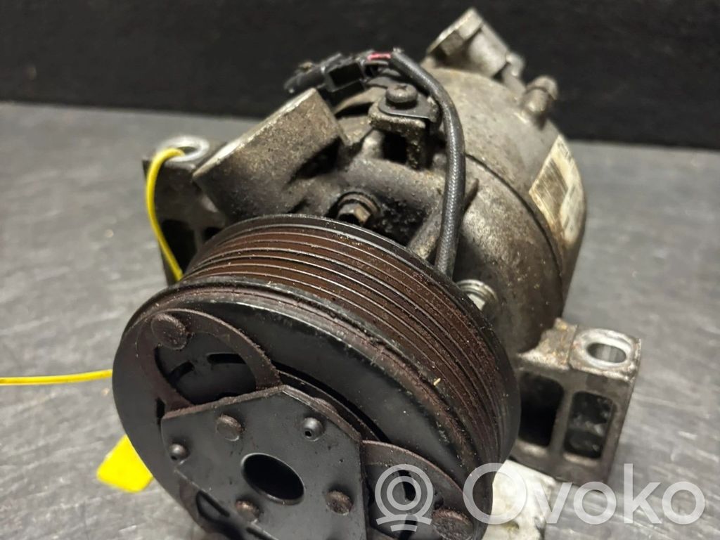 Renault Twingo III Klimakompressor Pumpe 