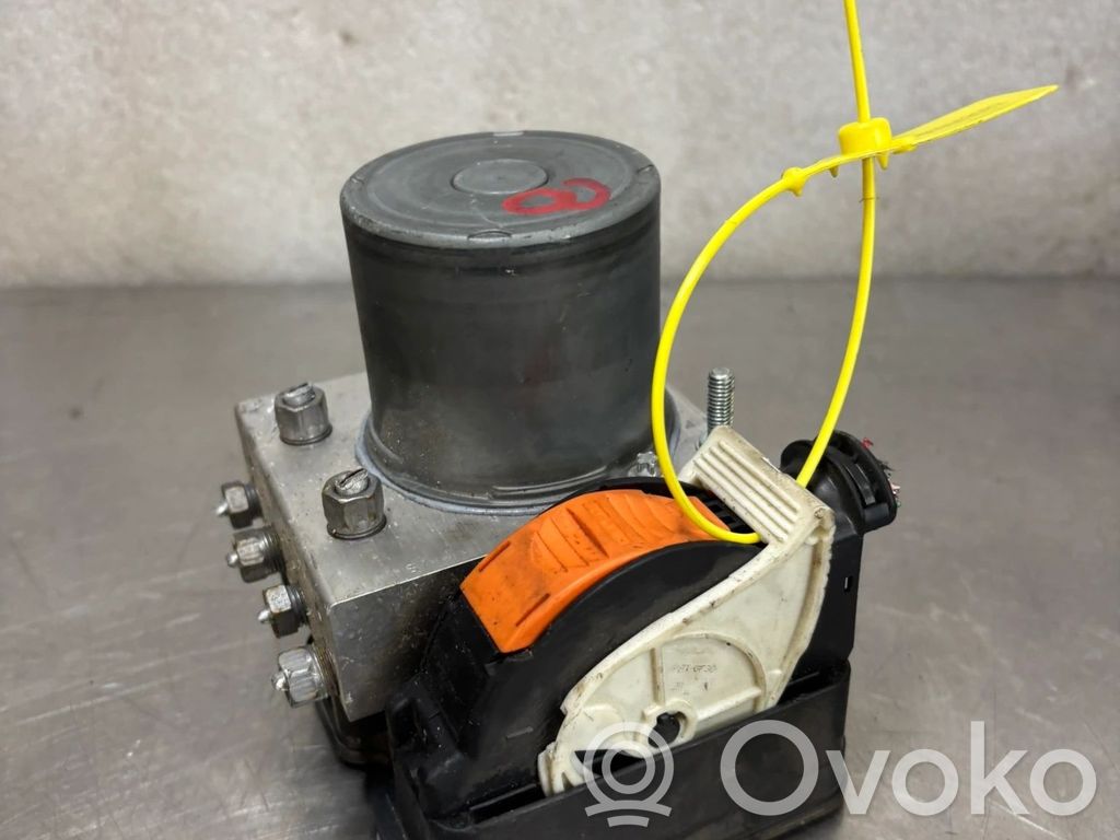Renault Captur II Master brake cylinder 