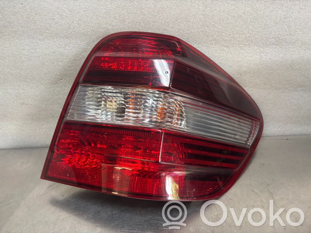 Mercedes-Benz ML W164 Lampa tylna 