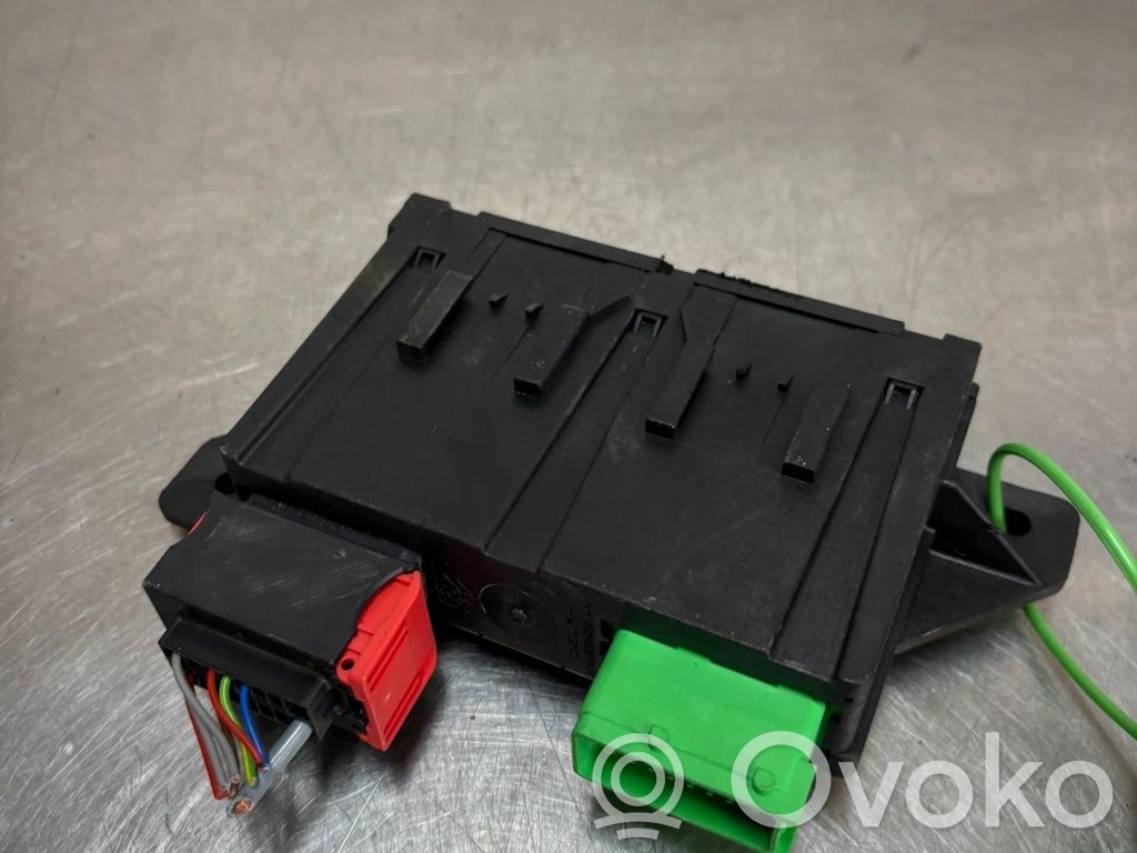 Peugeot Expert Trunk lid opening control unit 