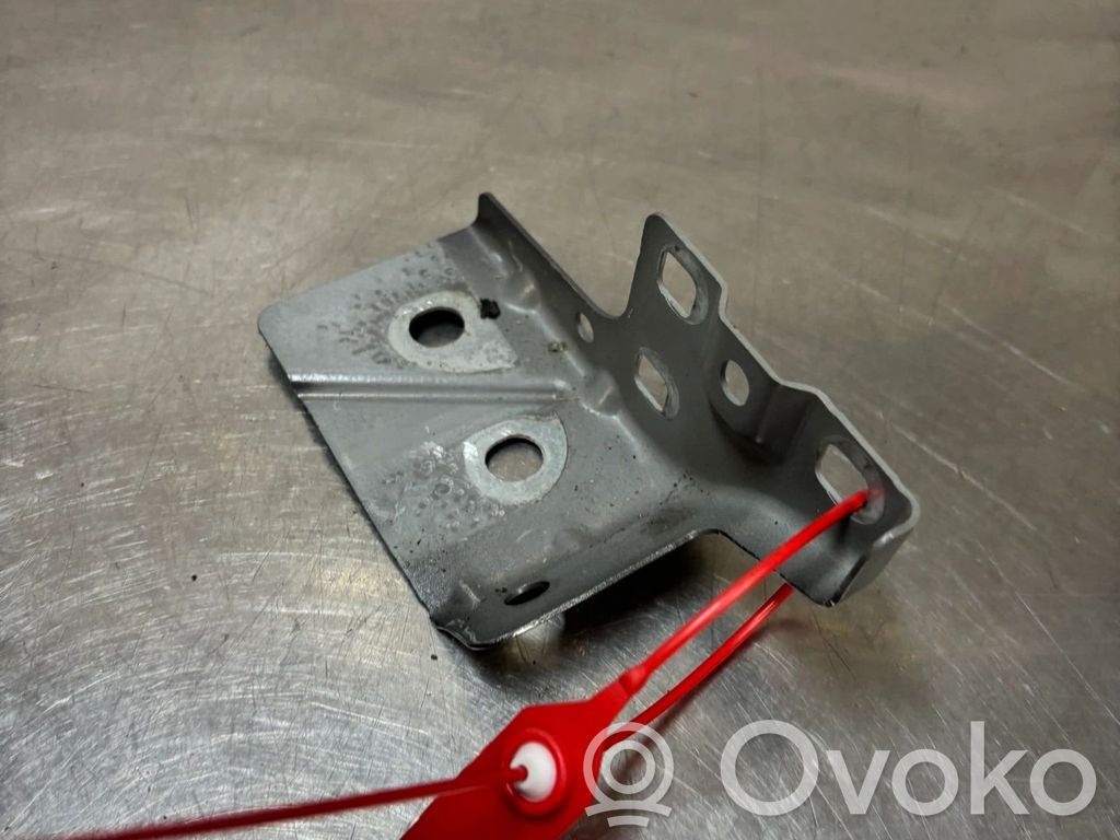 Dacia Duster III Fender mounting bracket 