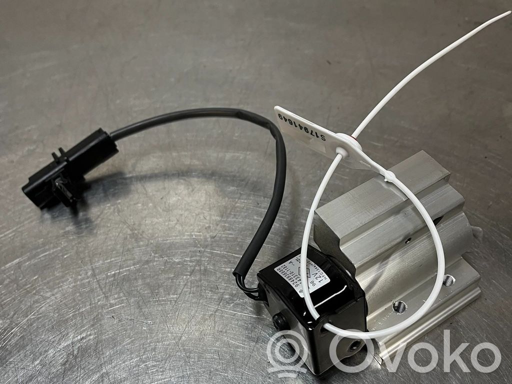 Renault Zoe Air conditioning (A/C) pipe/hose 