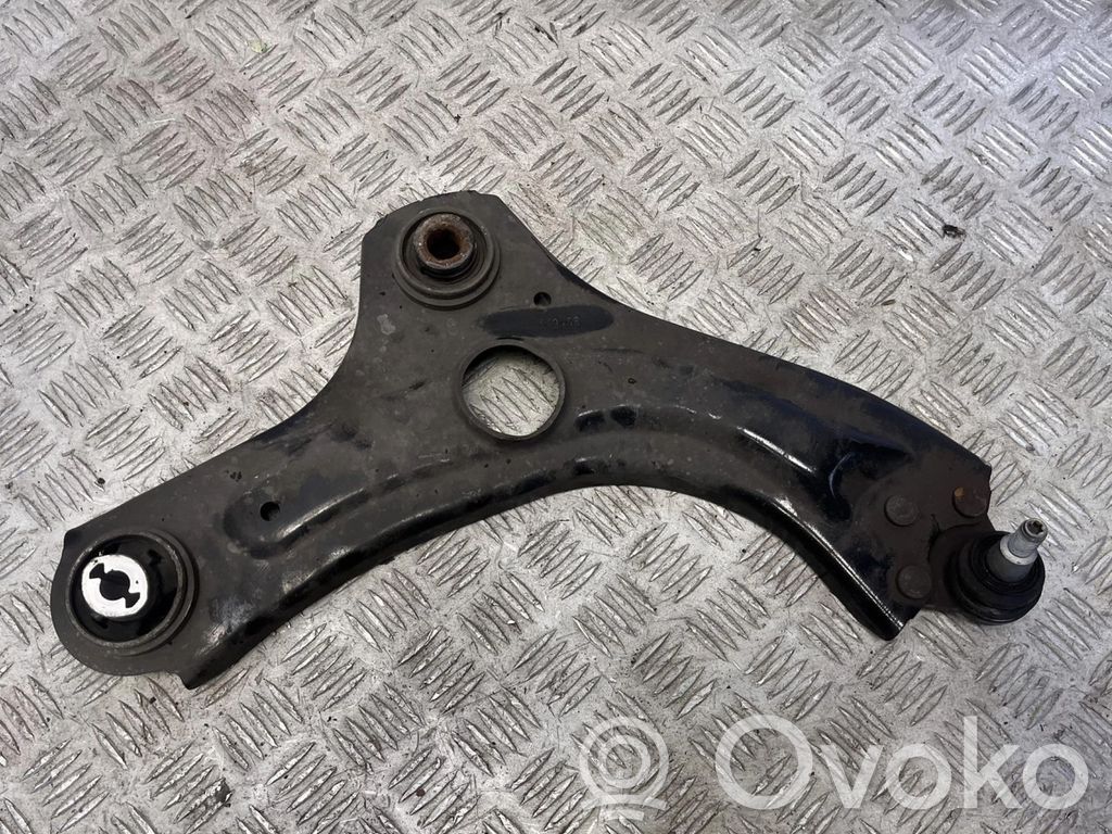 Renault Clio V Rear wheel hub 