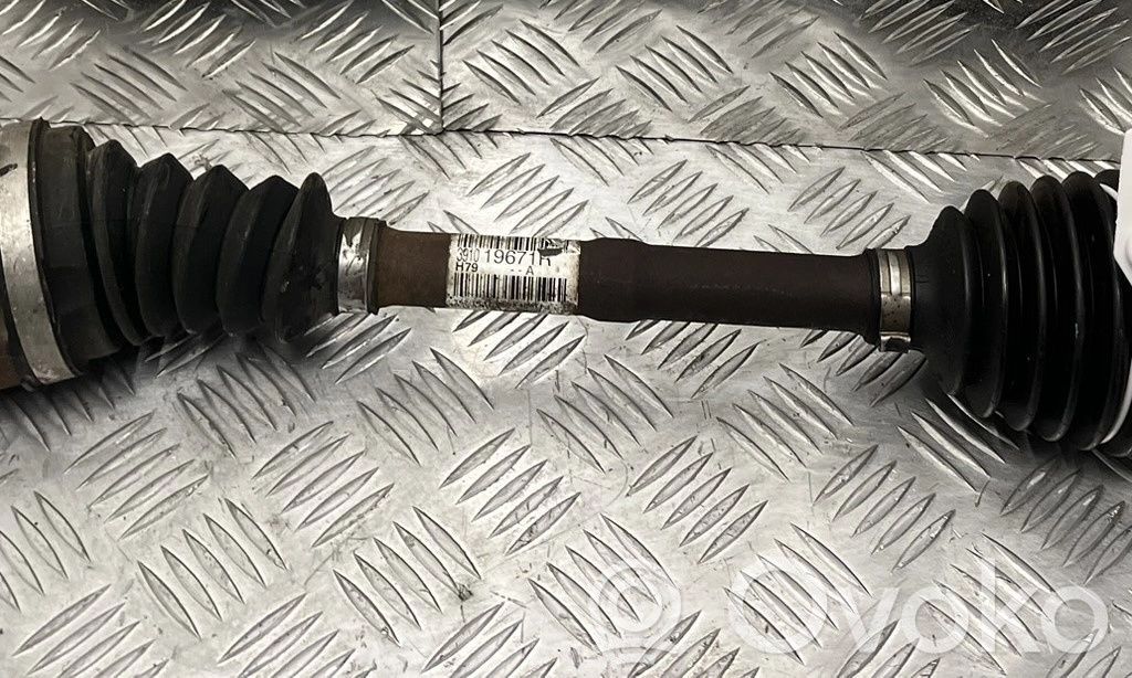 Dacia Duster II Front driveshaft 