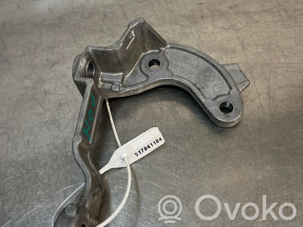 Dacia Duster III Fender mounting bracket 