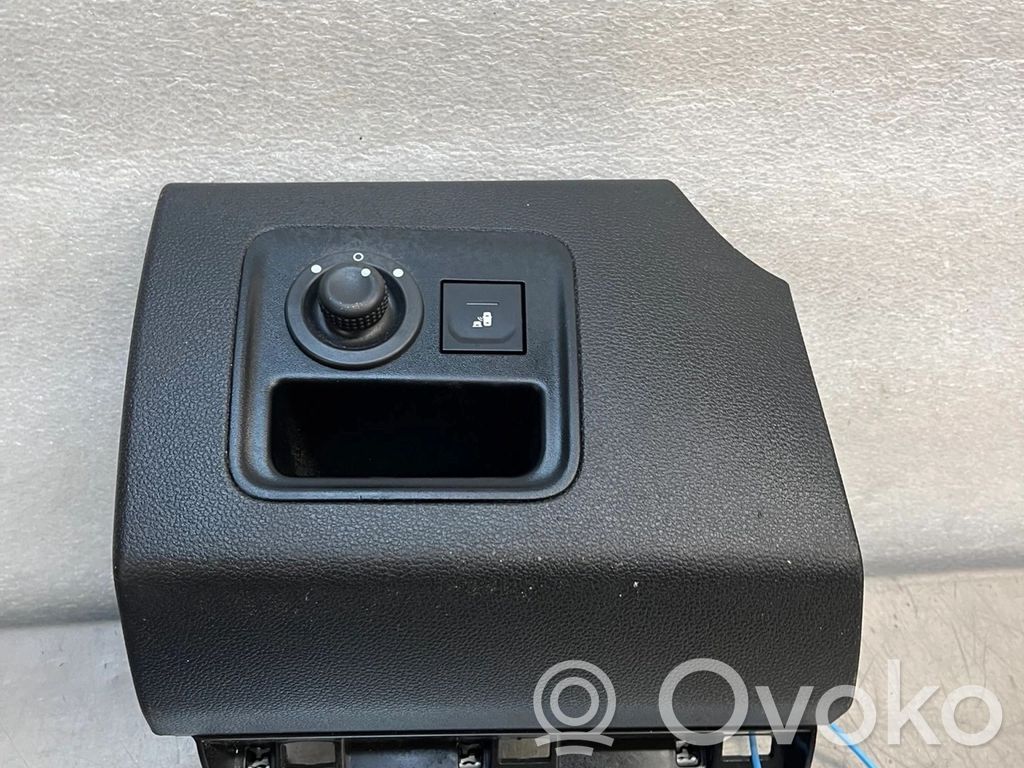 Dacia Duster II Other switches/knobs/shifts 