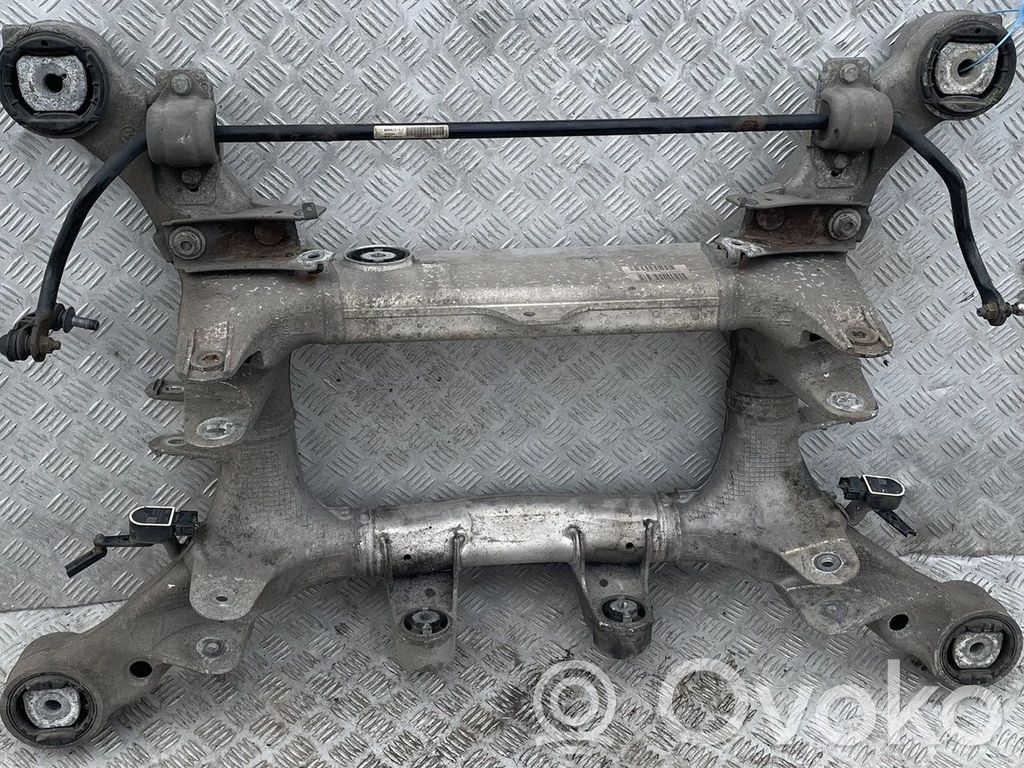 BMW 7 F01 F02 F03 F04 Belka osi przedniej 