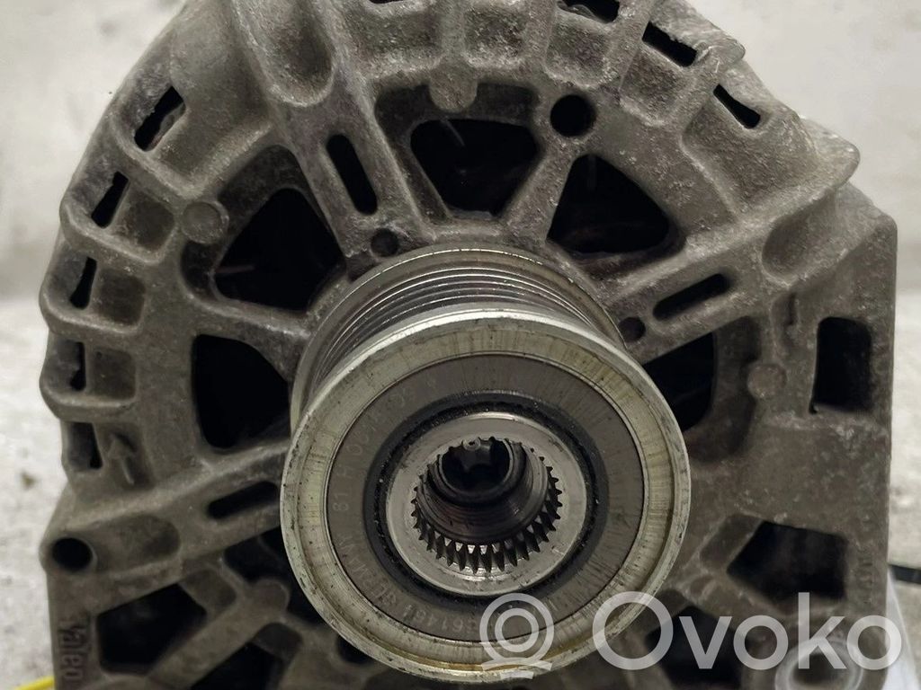 Renault Captur Ģenerators 