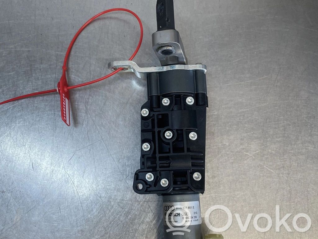 Amortyzator / Siłownik tylnej klapy bagażnika   8W9827851E
