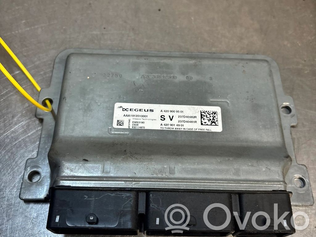 Renault Kangoo III Engine control unit/module ECU 