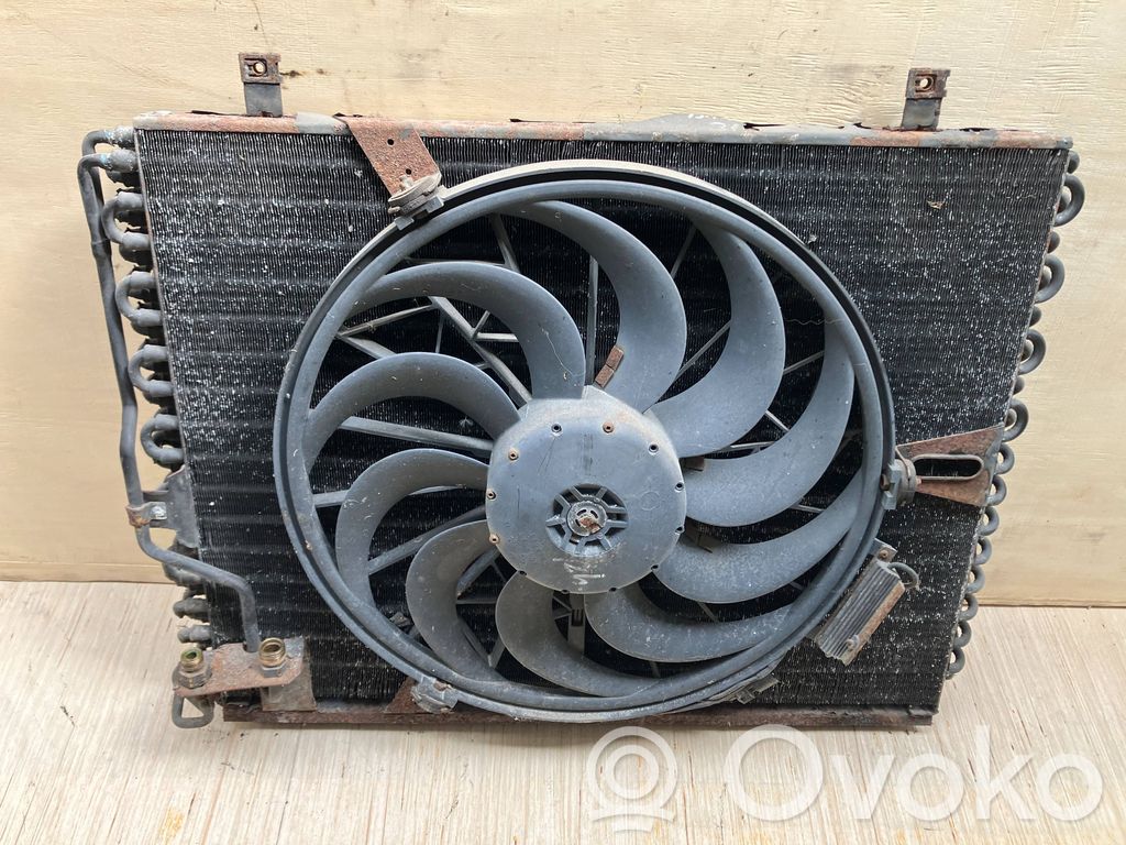 BMW 7 E32 Elektrisks radiatoru ventilators 