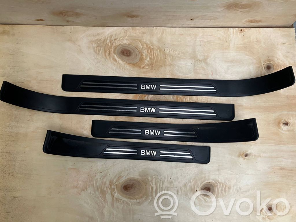 BMW 7 E38 Sill/side skirt trim 