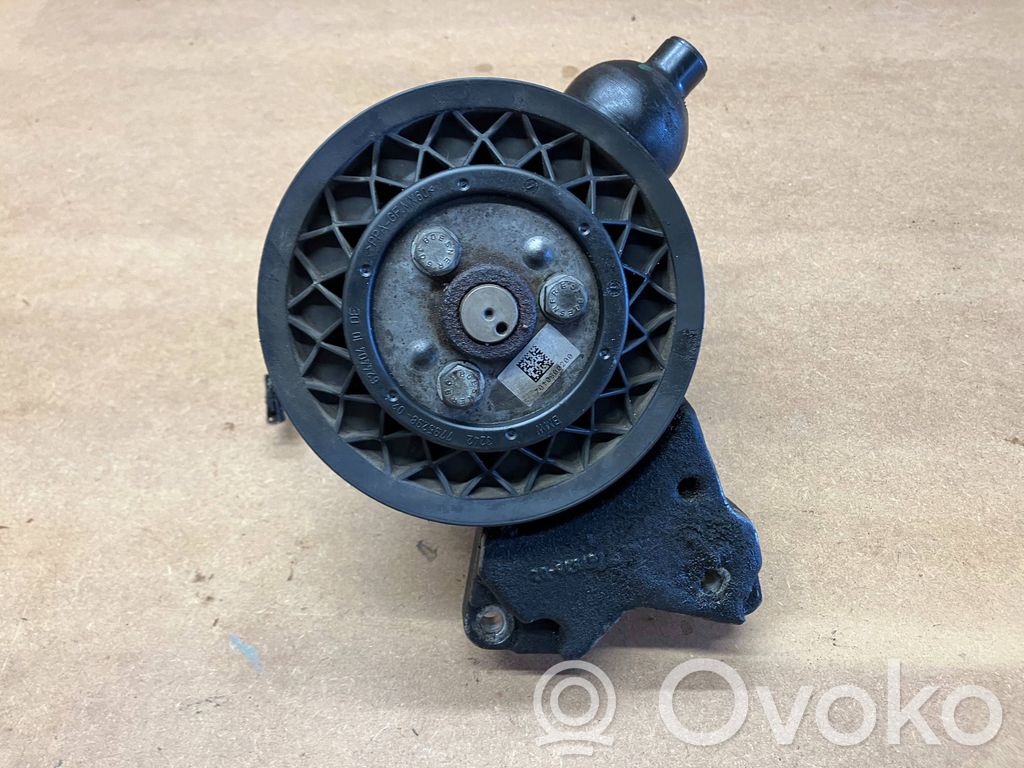 BMW 5 E60 E61 Power steering pump 