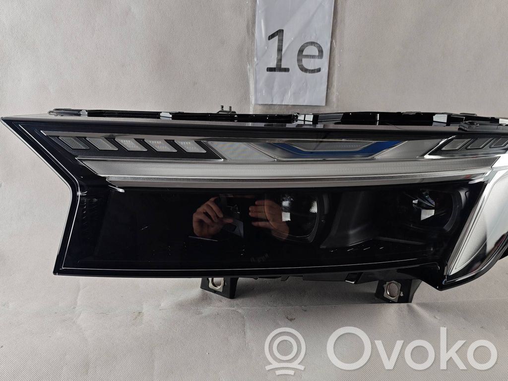 Audi Q7 4M Headlight/headlamp 