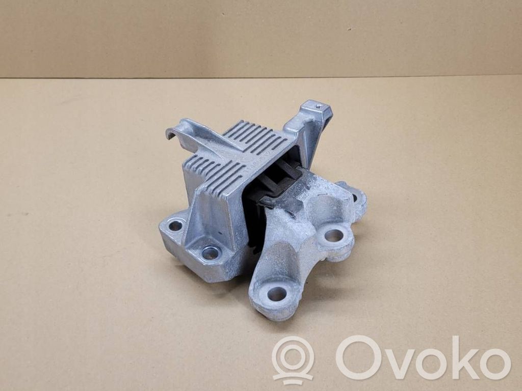 Engine mounting bracket   31460512