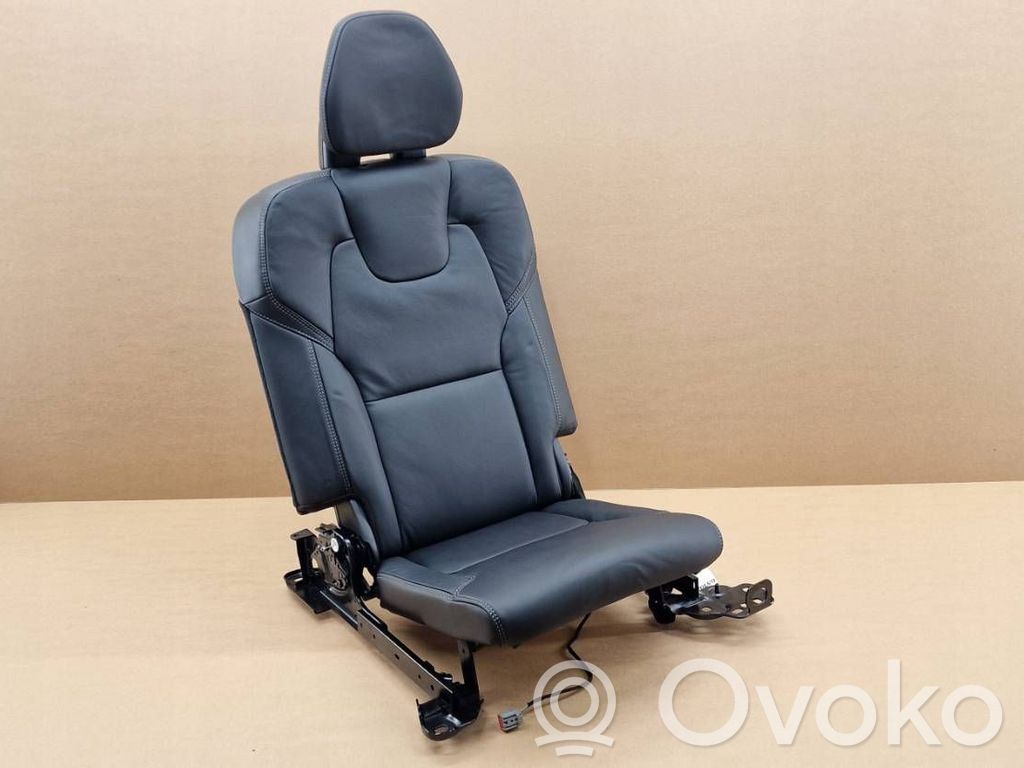 Volvo XC90 Takaistuin 