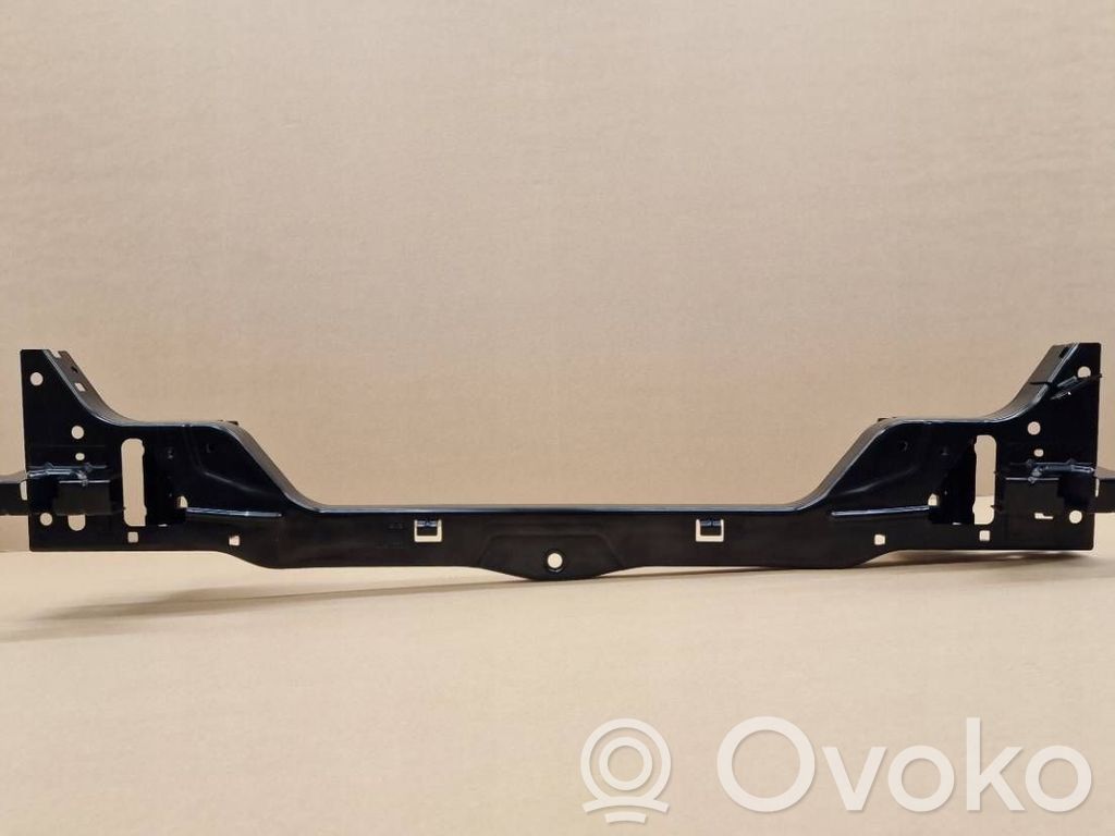Volvo C40 Radiatorių panelė 