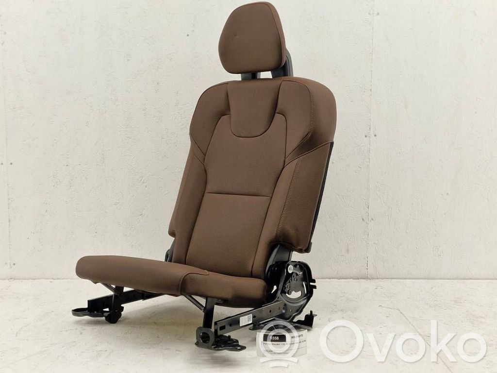 Volvo XC90 Takaistuin 