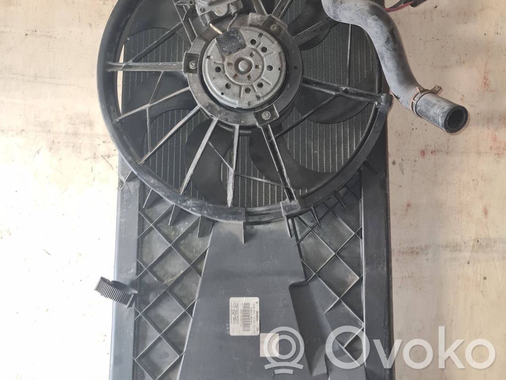Ford Focus Elektrisks radiatoru ventilators 