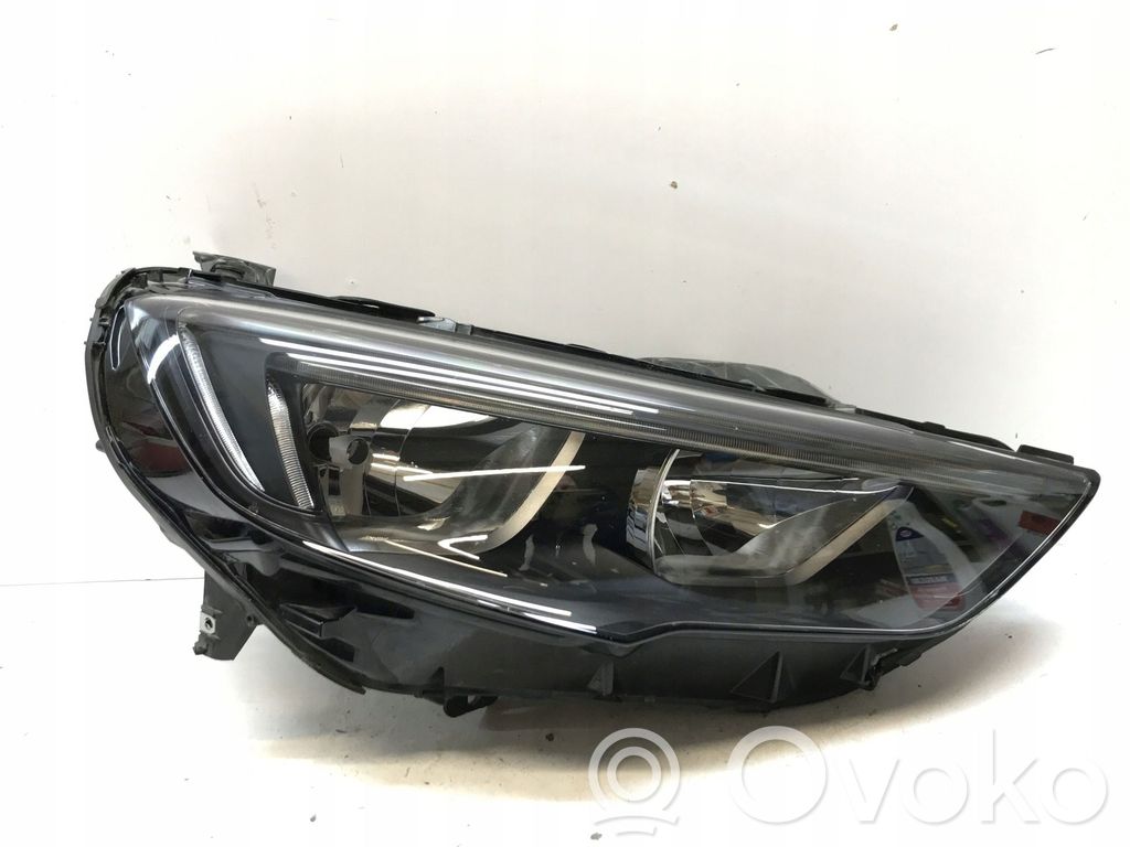 Opel Insignia B Scheinwerfer 
