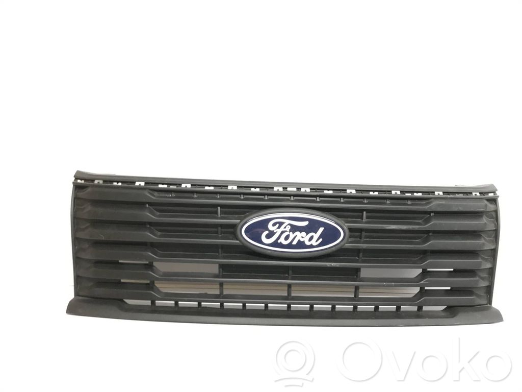 Ford Transit Courier Etusäleikkö 