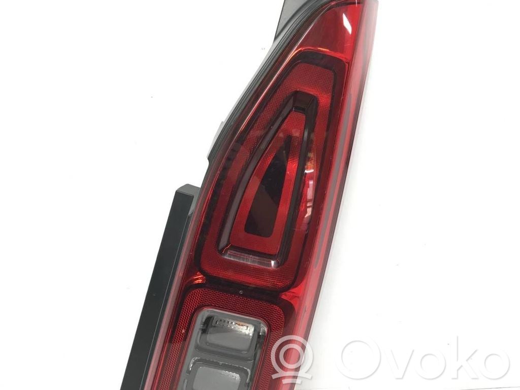 Toyota Proace Rear/tail lights 