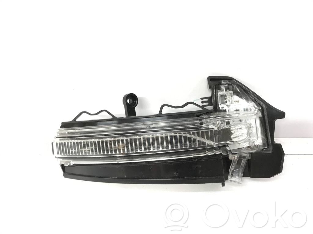 Audi Q8 Mirror indicator light 