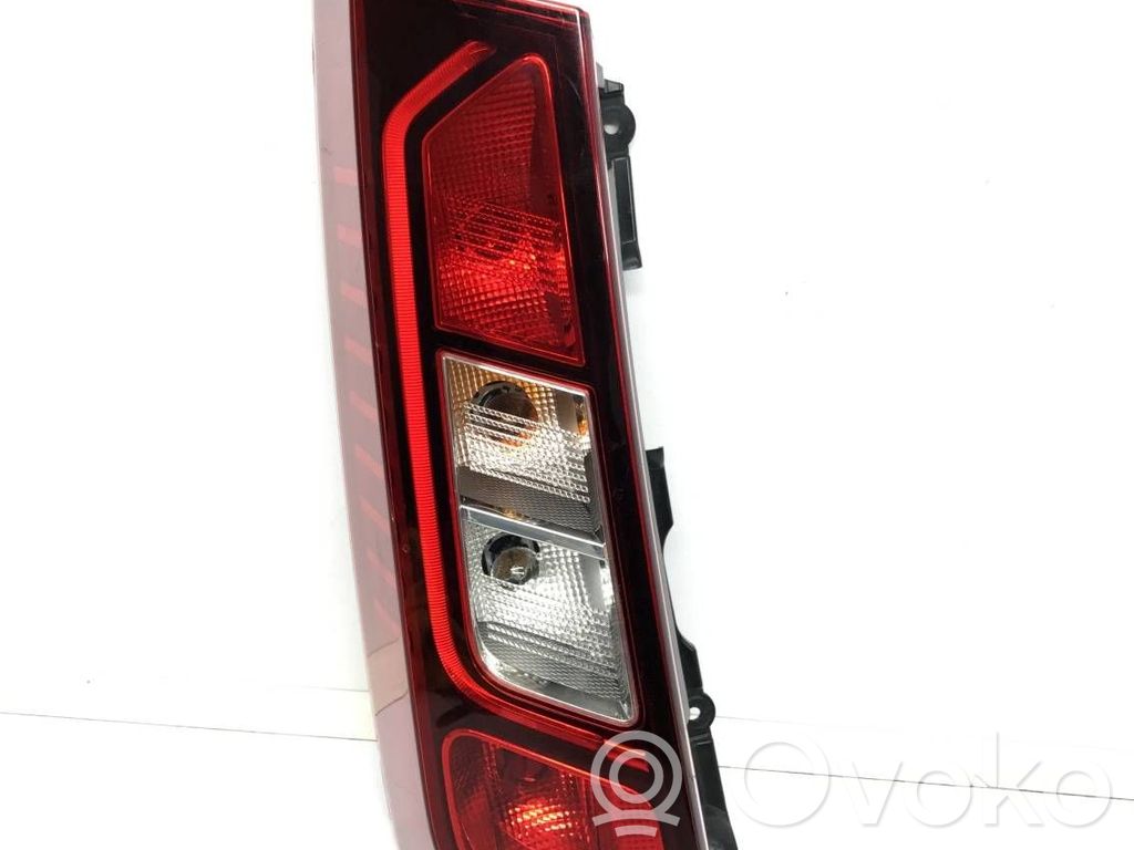 Renault Express Luci posteriori 