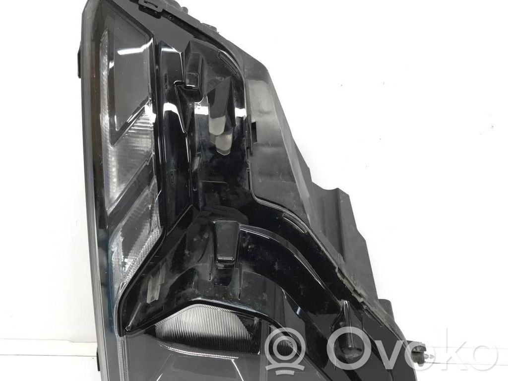 Ford Turneo Courier Scheinwerfer 