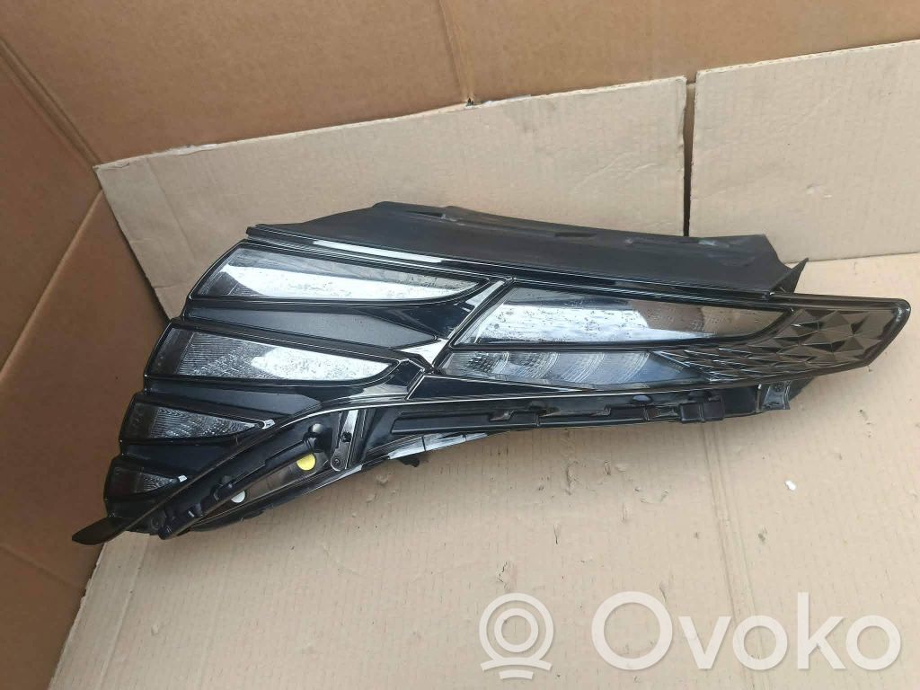 Hyundai Tucson IV NX4 Lampa przednia 