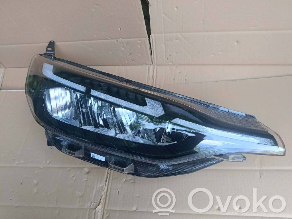Ford Transit Custom II Headlight/headlamp 