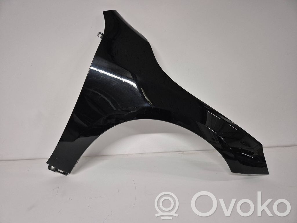 Volvo V60 Sparnas 