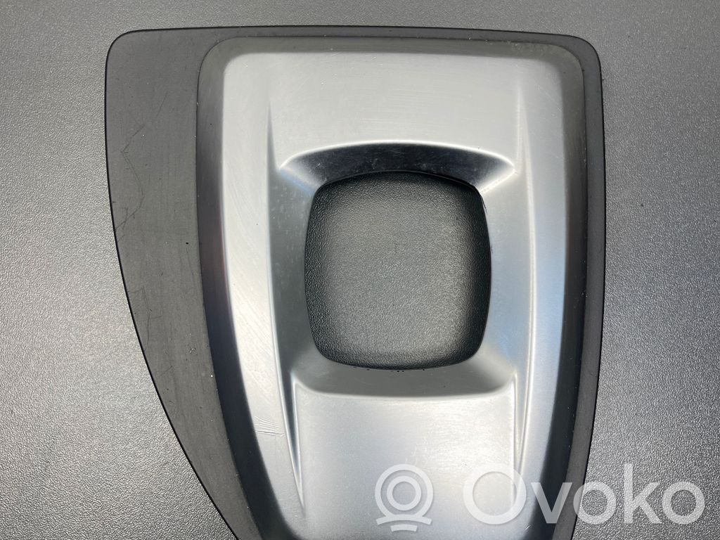 Contour de levier de vitesses   6974709