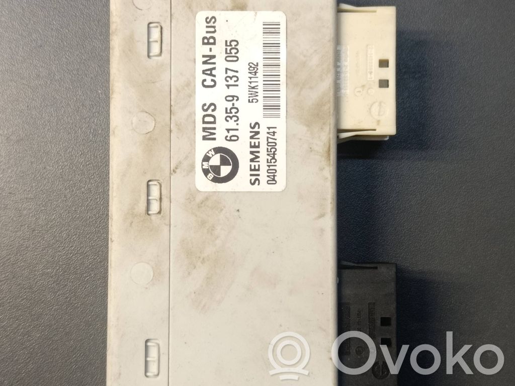 Unité de commande / module de toit ouvrant   5WK11492,04015450741