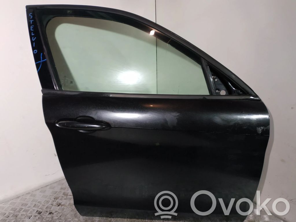 Alfa Romeo Stelvio Priekinės durys 